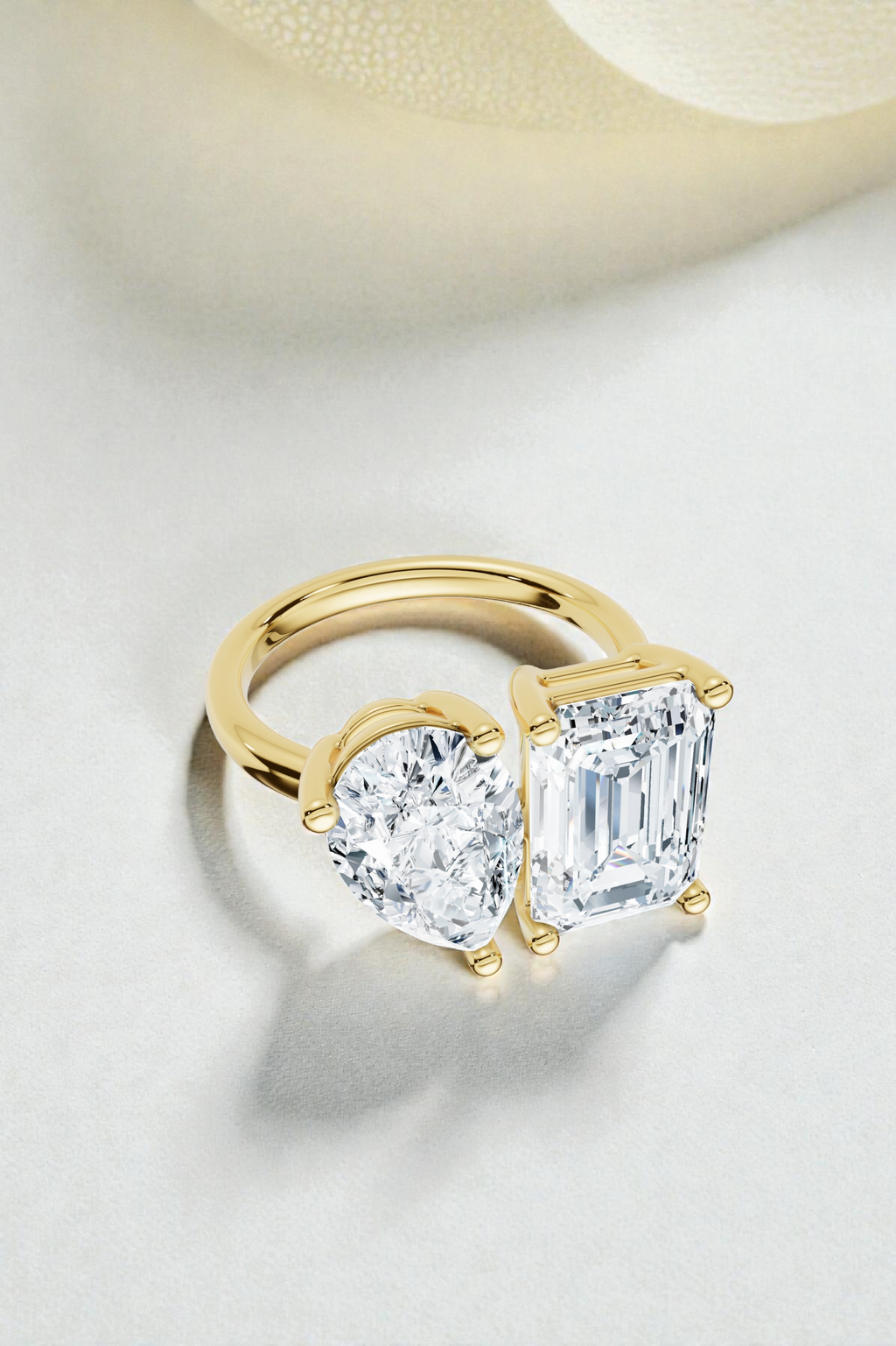 Collezione Signature AGiiST &amp; Co. | Anello in oro con 3 pietre di moissanite | Anello con diamanti VVS 14k (585)