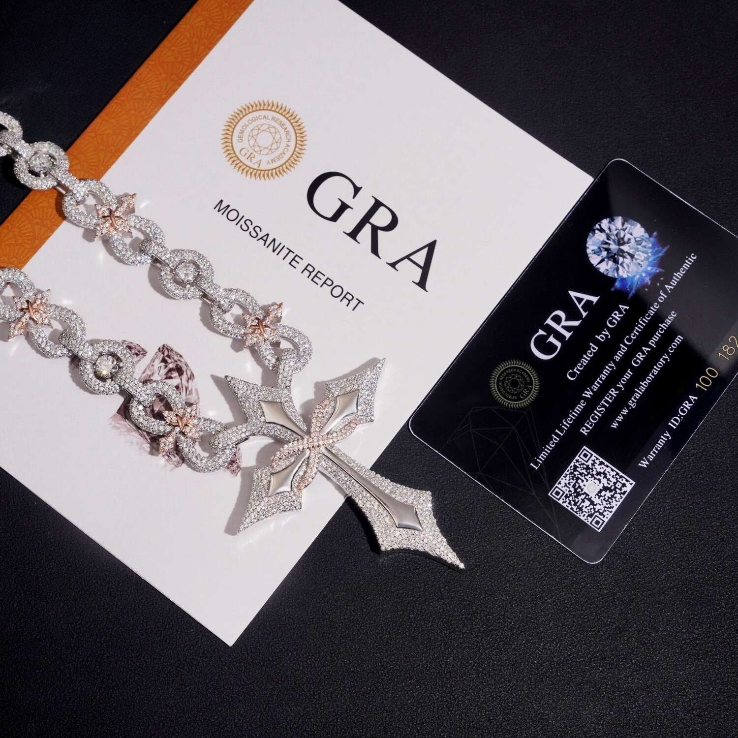 AGiiST & Co. Signature Collection | Collana Infinity Miami Cross