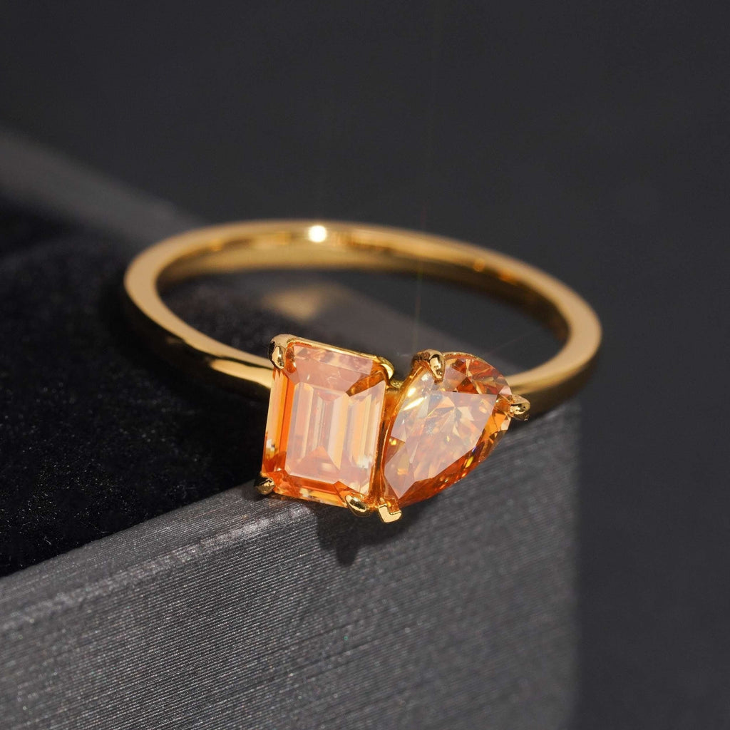AGiiST Signature Collection | VVS Dual Essence Toi et Moi Ring | IGI Certificate | Solid Gold