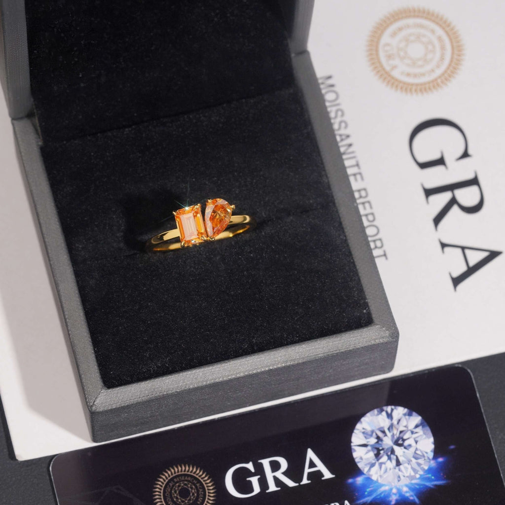 AGiiST Signature Collection | VVS Dual Essence Toi et Moi Ring | IGI Certificate | Solid Gold