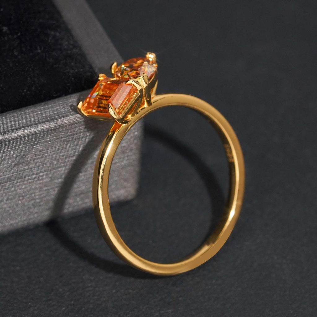 AGiiST Signature Collection | VVS Dual Essence Toi et Moi Ring | IGI Certificate | Solid Gold