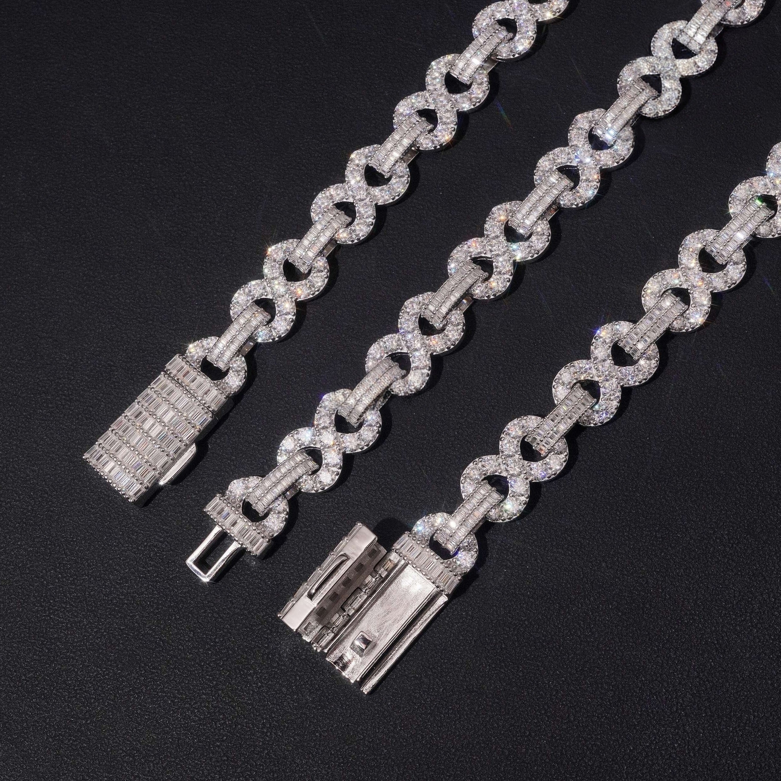 Collezione Signature AGiiST & Co. | Bracciale a maglie cubane VVS da 14 mm (incastonatura a mosaico Micropavé a 3 file)
